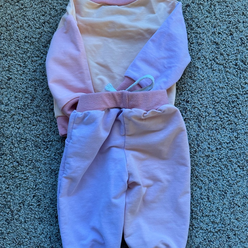 Baby Sweatshirt and Pants Set - Picture 6 of 9